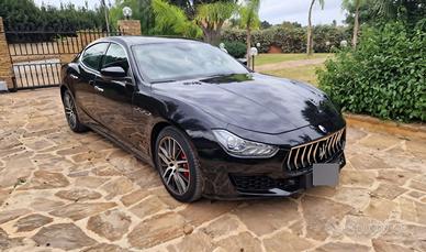 MASERATI GHIBLI DIESEL (CV 250 DEL 2018) PERFETTA
