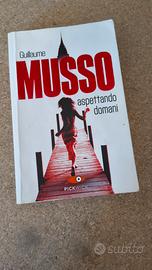 Libro Aspettando domani di Guillaume Musso 