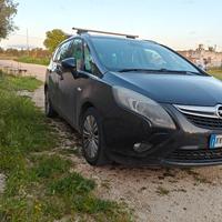 Opel Zafira Tourer