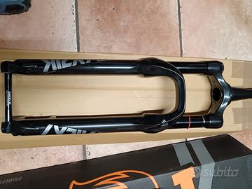 Rock shox lyrik select +