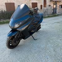 Yamaha Tmax