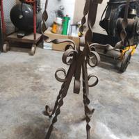 Porta vaso in ferro battuto 