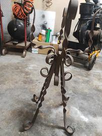 Porta vaso in ferro battuto 