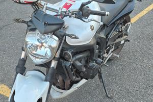 Yamaha fz6 s2 