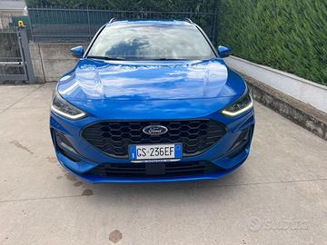 Ford  Focus ST-LINE