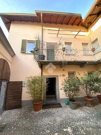 RUSTICO A MERATE