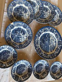 Servizio vintage Olde Country Castles Ironstone