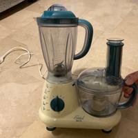 Piccolo elettrodomestico da cucina