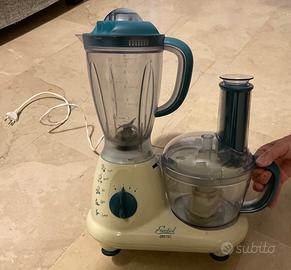 Piccolo elettrodomestico da cucina