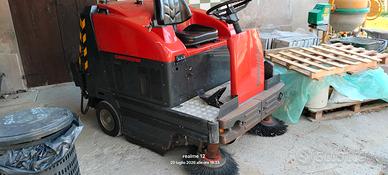 MOTOSPAZZATRICE GANSOW 150D CONDUCENTE A BORDO
