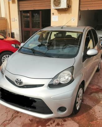 TOYOTA AYGO 1.0 68CV 2015 EURO 5 FULL BENZINA