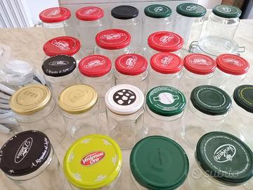 Vasi di varie misure per conserve/marmellate