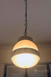 Lampada a sospensione Artemide “Delta”