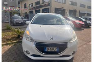 Peugeot 208 1.2 VTi 82 CV 5 porte Allure - 2012