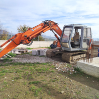 Hitachi EX 60 carro montagna