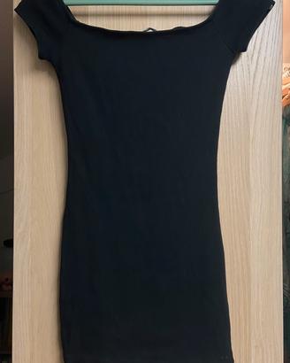 Vestito Corto Nero Aderente Bershka