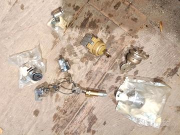 serratura bloccasterzo vespa piaggio originale