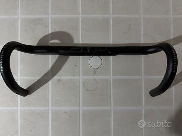 Manubrio Specialized e Attacco bici Corsa