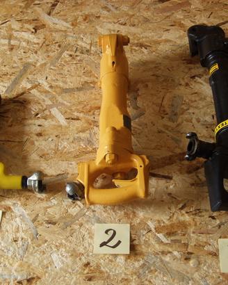 Martelli demolitori e perforatrici ad aria compres