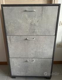 Scarpiera grigio cemento e bianco
