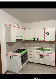 Cucina completa di elettrodomestici