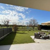 VILLETTA BIFAMILIARE A CASTELNUOVO DEL GARDA