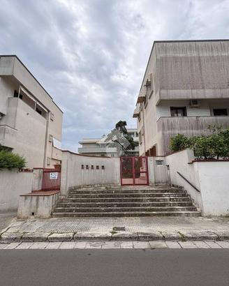 5 LOCALI A BRINDISI