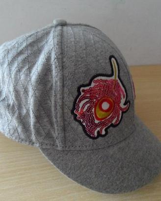 Cappello marchio Fornarina Grigio - NUOVO