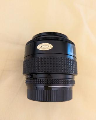 Nikon AF Nikkor 35-70mm f/3.3-4.5