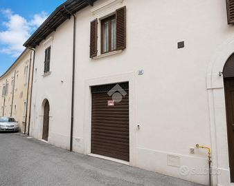 MULTILOCALE A L'AQUILA
