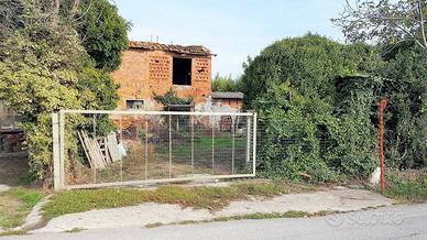 Rustico / Casale di 135 m² a Ponte Buggianese