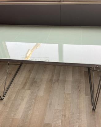 Scrivania IKEA con piano in vetro e cavalletti
