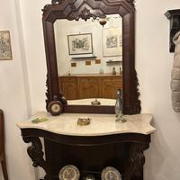 Credenza antica