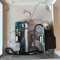 Hesa / DSC Power 864 - centrale di allarme PC5020