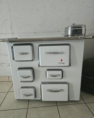 stufa cucina legna Vescovi