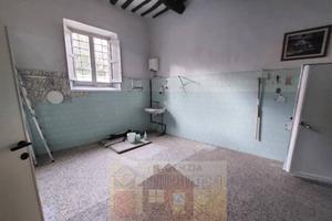Immobile di 75 m² con 2 locali a Signa