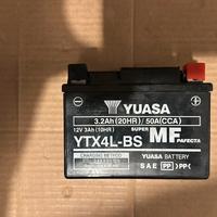 Batteria scooter Yuasa YTX4L-BS