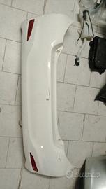 paraurti posteriore Toyota Yaris anno 2015