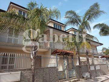 Villa a schiera San Marcellino [croce 215VRG]