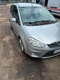 Ford C-max per neopatentati