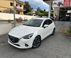 Mazda 2 1.5 benzina 2015