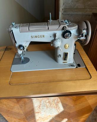 Macchina da cucire Singer 319M elettrica
