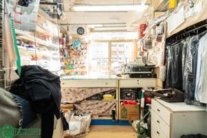 NEGOZIO VICINO PIAZZA ASCOLI