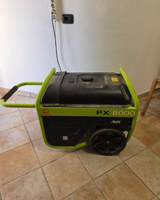 Generatore di corrente Pramac PX 8000