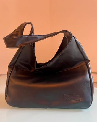 Borsa nera a spalla Nakamoto