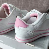 Scarpe da ginnastica per ženšin