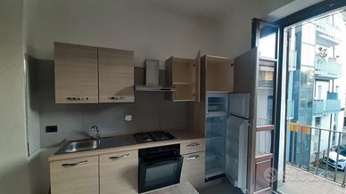 cucina completa di elettrodomestici 