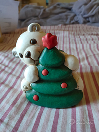 Thun orso polare con albero natale