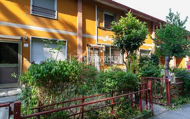 Porzione di casa con garage