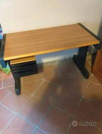 scrivania da tavolo